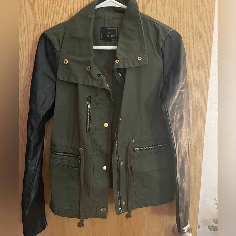 Women’s Jacket